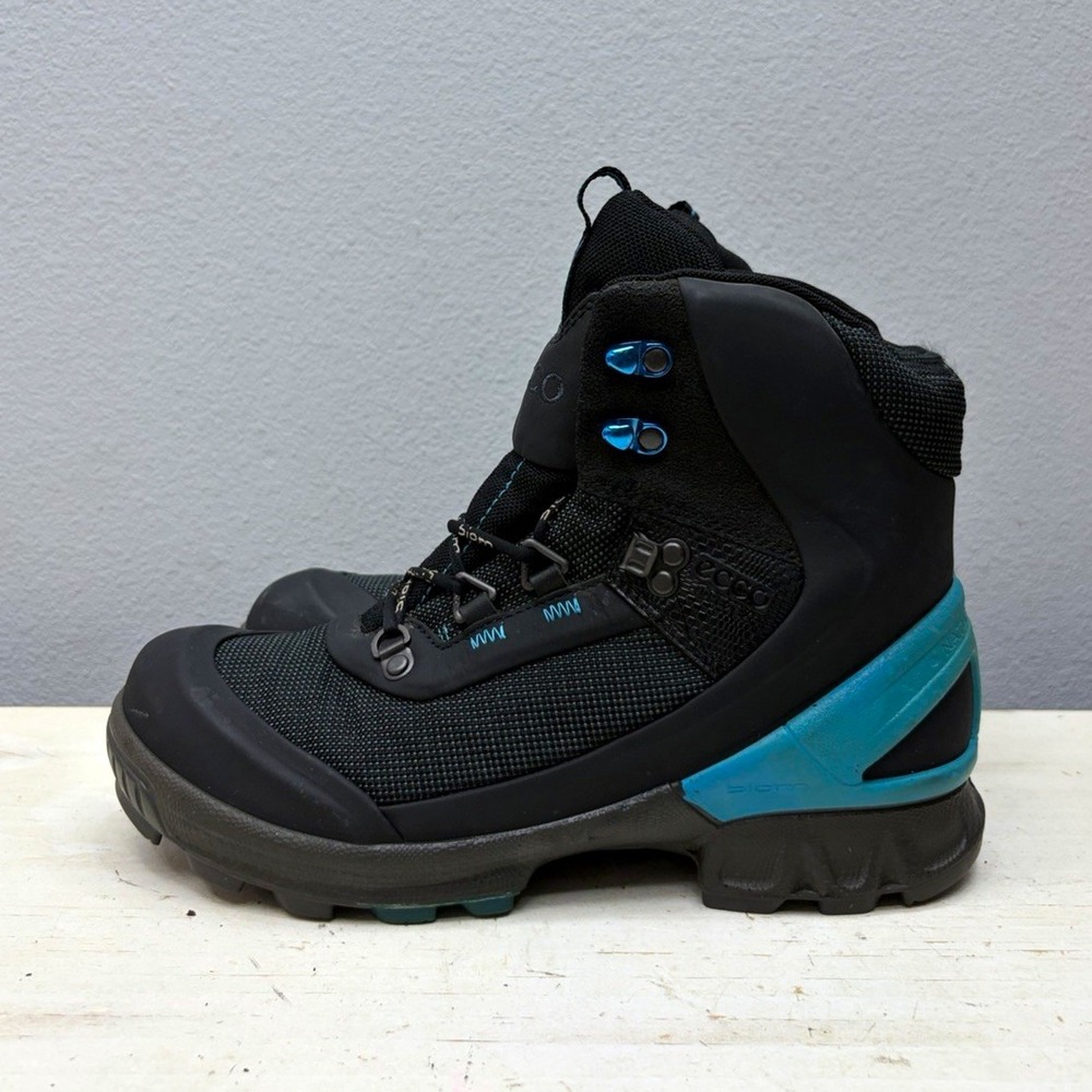 ECCO Black/Blue Biom Hiking Boots Size 40